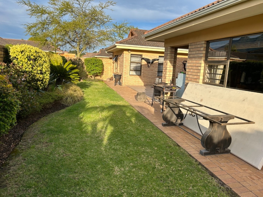 3 Bedroom Property for Sale in Heather Park Western Cape